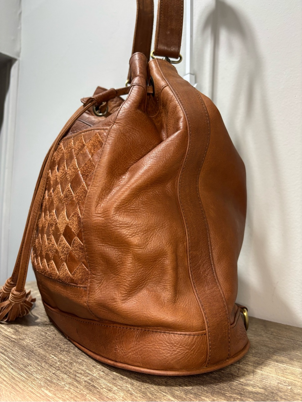Bali Elf Convertible Leather Backpack - Picture 5 of 14